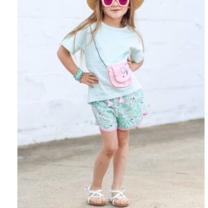 Kinderkind Dolphin Hem Shorts